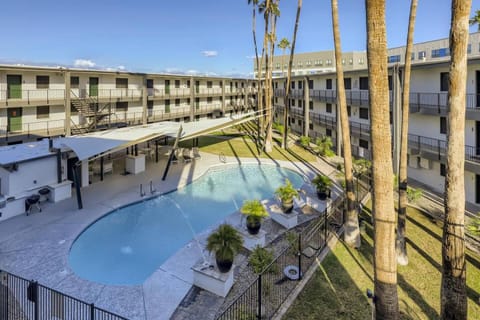 Spacious 2bed Centralgymwifioutdoorpooltempe Apartment in Tempe