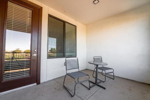 Landing - Modern Apartment with Amazing Amenities (ID5000) Condo in Sun Lakes