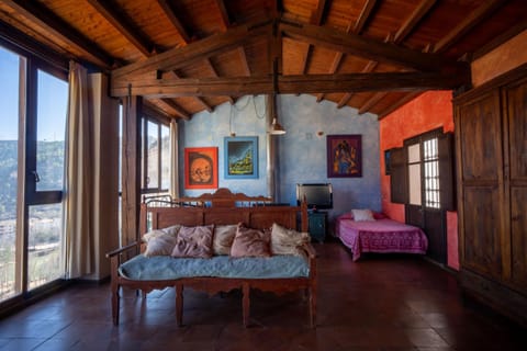 Casa Rural Los Ventanales Maison in Alcalá del Júcar