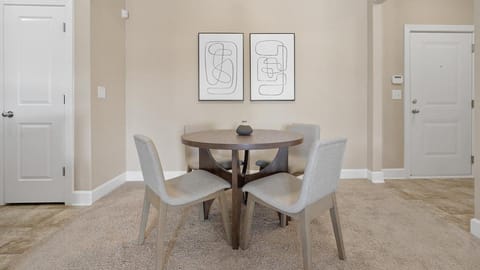 Landing - Modern Apartment with Amazing Amenities (ID8187X16) Apartment in Greensboro