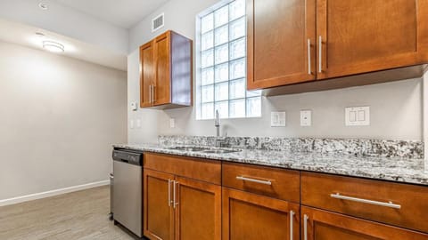 Landing - Modern Apartment with Amazing Amenities (ID7929X37) Apartment in Fort Myers