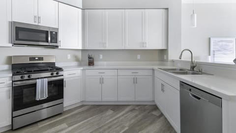 Landing - Modern Apartment with Amazing Amenities (ID8251X83) Appartamento in Sparks