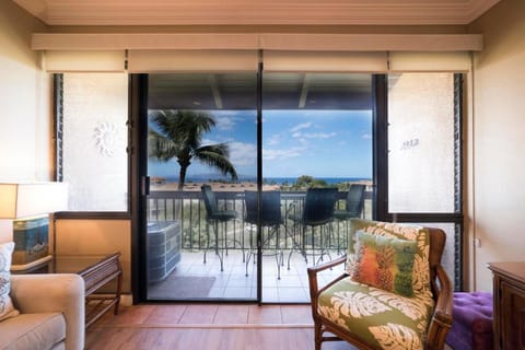 Maui Vista 3406 - Ocean View Penthouse Sleeps 7 Aparthotel in Kihei