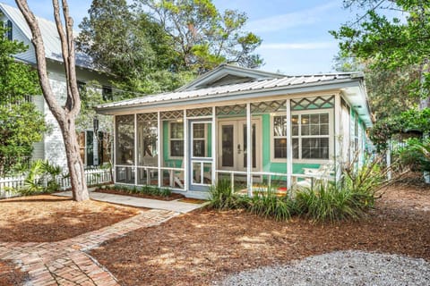 Moondance House in Seaside