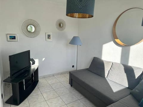 Nid de Sauge Montpellier Plage Apartment in Lattes