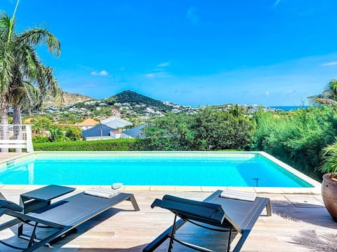 Patio, Pool view, Swimming pool