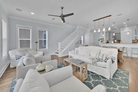 Anna's Beach House Walk-Out To 30A in Seacrest- Pet-Friendly House in Rosemary Beach