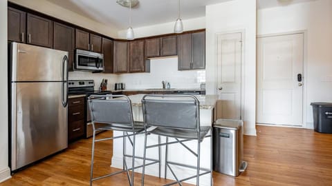 Landing - Modern Apartment with Amazing Amenities (ID1179X021) Condo in Wilmington