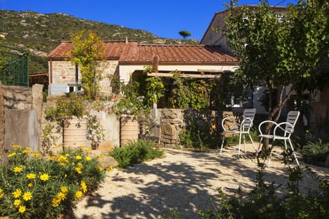 Casa Melagrana House in Campo nell'Elba