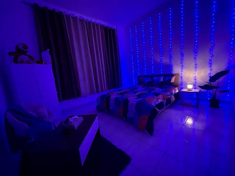 Photo of the whole room, Bedroom