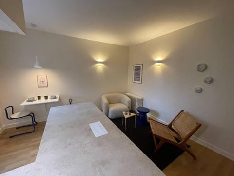 Ajania YourHostHelper Apartment in Caen