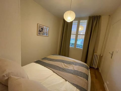 Ajania YourHostHelper Apartment in Caen