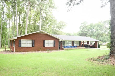 Home in Willow Springs Haus in Fuquay-Varina