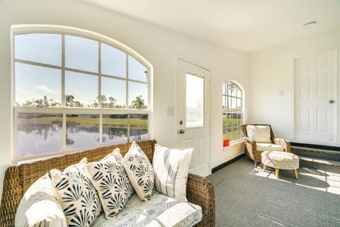 North Fort Myers Golf Retreat with Patio and View! Haus in North Fort Myers