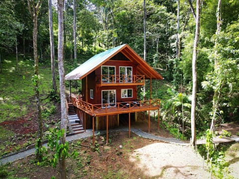 Gaia Nature Lodges at Bluff Beach House in Bocas del Toro Province