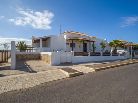 Property building, Street view