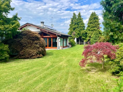 Facade/entrance, Garden, Garden, Garden view, Garden view