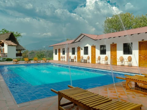 Property building, Day, Pool view, Swimming pool