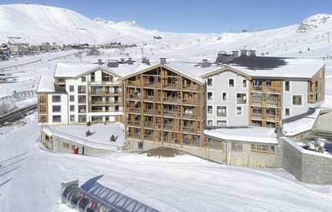 Résidence Phoenix B by Leavetown Vacations Condo in Huez