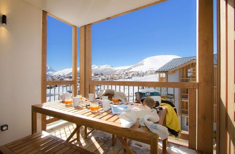 Résidence Phoenix B by Leavetown Vacations Condominio in Huez
