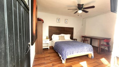 cómoda con habitación con baño Vacation rental in Guadalajara