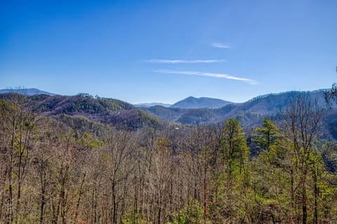 Almost Heaven House in Sevier County