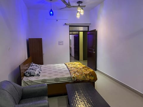 Robin guest house Bed and Breakfast in Dehradun