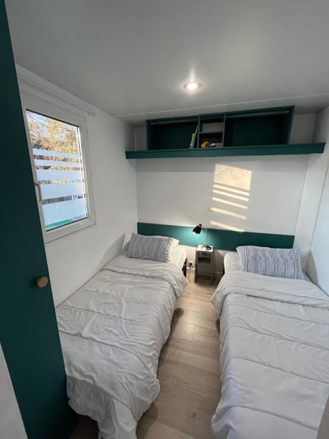 Mobil-home Camping Oasis Campground/ 
RV Resort in Roquebrune-sur-Argens