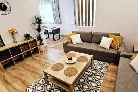 apartamento premium muy cerca ciudad Barcelona Apartment in Badalona