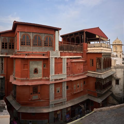 Property building, Day, Landmark view