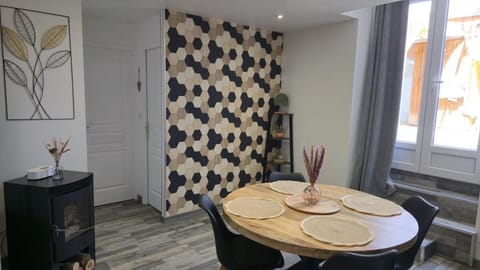 Le Petit Caporal - Cour Privée - Parking Privée House in Centre-Val de Loire