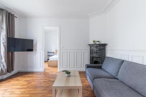 Neuilly/Lille : Charming Appartment 4P-1BR Apartment in Levallois-Perret