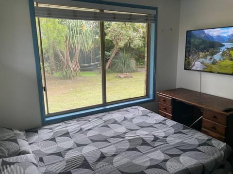 Pandanus Paradise. Newly renovated 4 bedroom home Haus in Tweed Heads