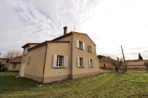 Luberon Large House 4 bedrooms House in Pertuis