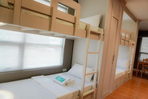 ALTEAN Apartments - Isabela Room Apartment in Makati