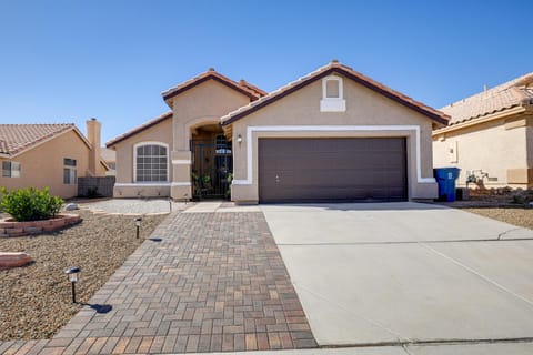 Las Vegas Home with Covered Patio about 5 Mi to Strip! House in Spring Valley