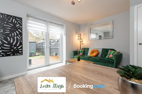 2 Bedroom House By Locke Stays Short Lets & Serviced Accommodation South Shields with Free Parking House in South Shields