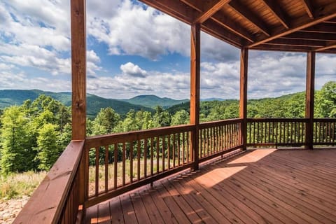 Nearby landmark, Natural landscape, View (from property/room), Balcony/Terrace, Balcony/Terrace, Mountain view