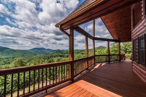 Nearby landmark, Natural landscape, View (from property/room), Balcony/Terrace, Balcony/Terrace, Mountain view