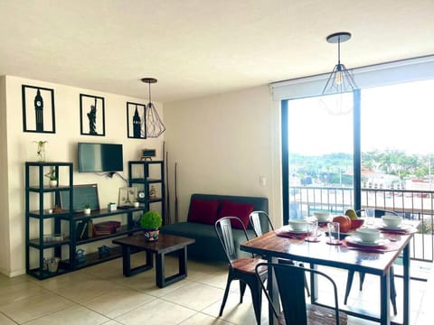 TV and multimedia, View (from property/room), Living room, Dining area