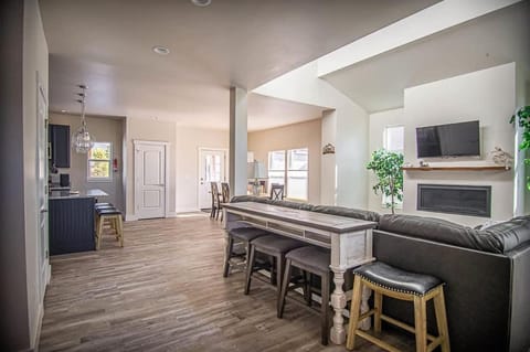 Brand New 4bd Modern Home in Leadville House in Leadville