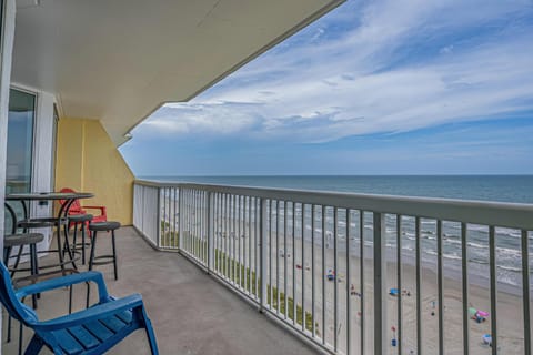 Sunrise Pointe 10F - Oceanfront - Cherry Grove Section House in North Myrtle Beach