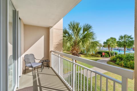 Barefoot Resort - North Tower 206 - Windy Hill House in North Myrtle Beach