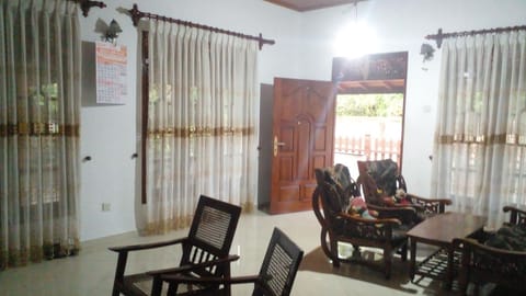 Hima Guest house Apartment in Hikkaduwa