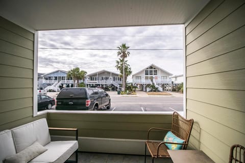 Marsh Villas I-1 - 2nd Row Marsh View - Cherry Grove Section House in North Myrtle Beach