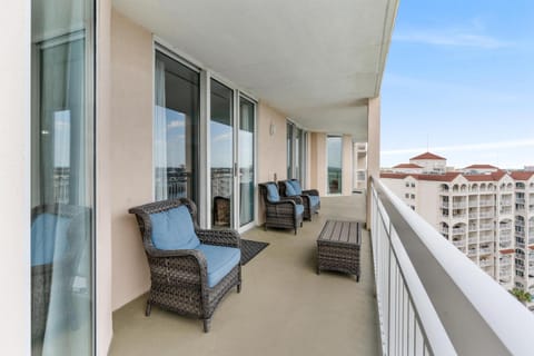 Barefoot Resort - North Tower 1302- Windy Hill House in North Myrtle Beach