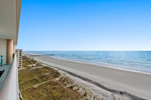 Laguna Keyes 1010 - Oceanfront - Cherry Grove Section House in North Myrtle Beach