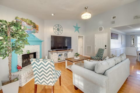 Pet-Friendly Savannah Gem - 12 Mi to Tybee Island! Apartment in Wilmington Island