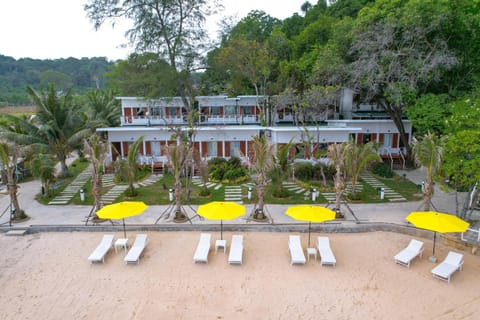 One Beach Private Villa Hotel in Sihanoukville