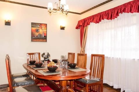 Impala luxurious 3bd Apartment in Nairobi